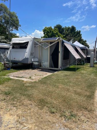 2008 Jayco Sterling 24.75-2 Full Caravan image