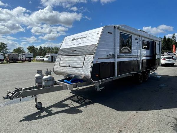 2015 Supreme Spirit Signature Slide Caravan 2300-2 image