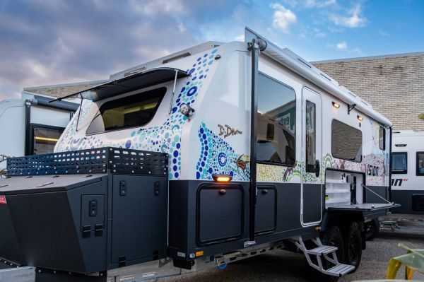 2025 Vision Rv Elysium 21'6 F/2 Caravan image