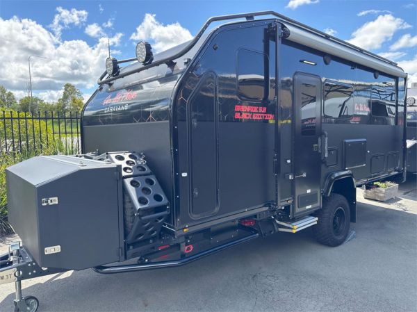 2025 On The Move Caravans Grenade 5.8 Black Edition Other image