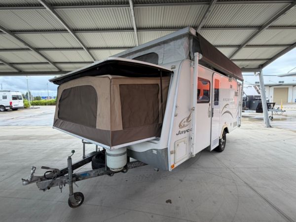 2010 Jayco Expanda Pop Top 16.49-3 image