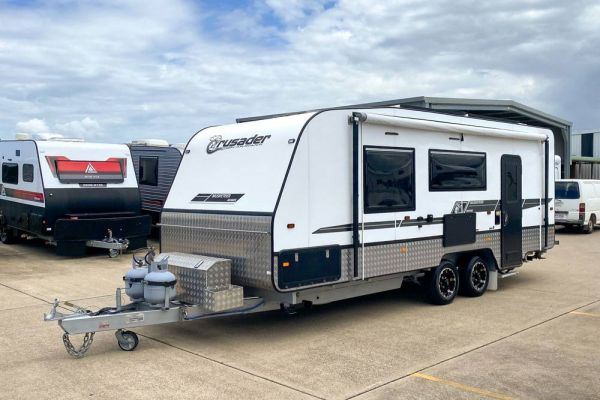 2019 Crusader Musketeer Aramis Full Caravan image