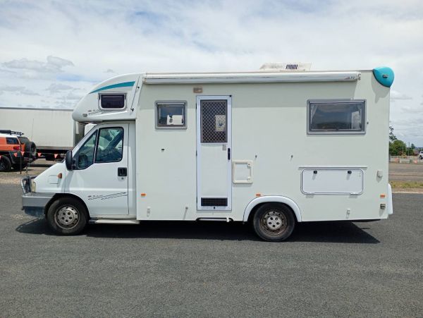 2005 Sunliner VIVA Motorhome image
