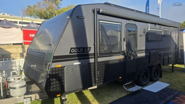 2026 Leader Caravans 2110 C K1E5B T Gold Le King Bed 2110 image