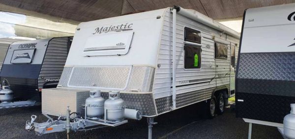 2006 Majestic Tiara 21.6 Caravan image