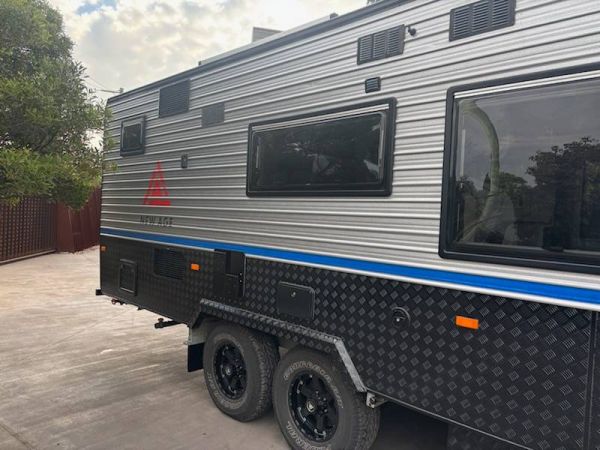 2020 New Age Manta Ray 19ER ADV Semi OFF Road Van Semi Off Road Caravan image