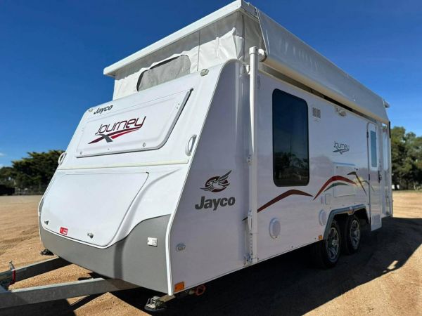 2014 Jayco Journey Caravan image