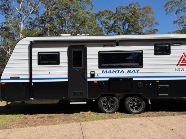 2021 New Age Manta Ray 22Ft Triple Bunk Off-Road Family Van Caravan image