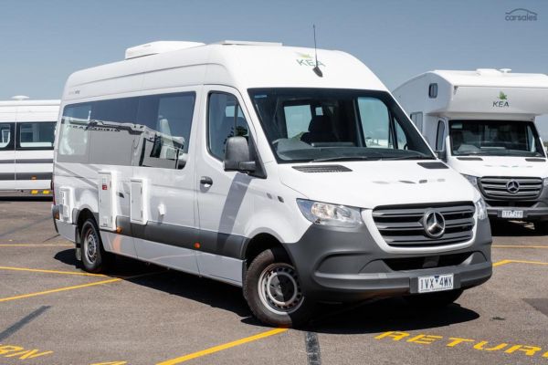 2022 Kea Nomad Mercedes-Benz M700 3 Berth image