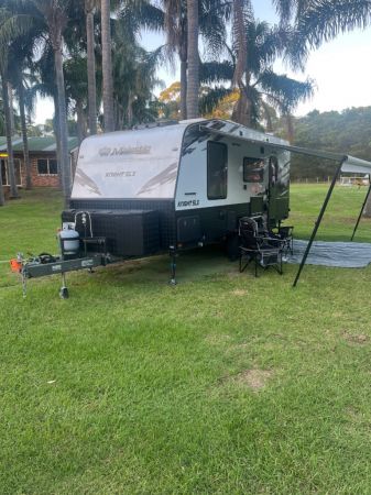 2021 Majestic Knight 19'6Ft Couples Van With Ensuite Caravan image