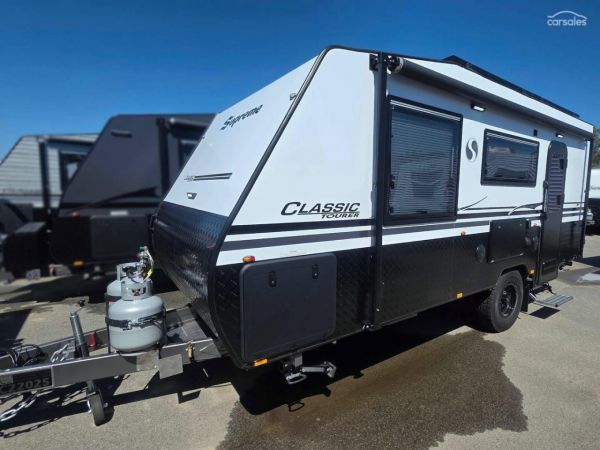 2026 Supreme 1800_R_K1E3_S Classic Tourer 18' image