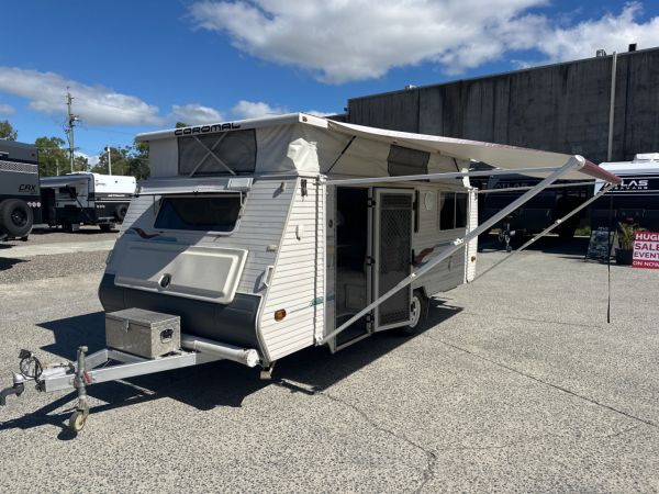 2003 Coromal Excel Caravan 505 image