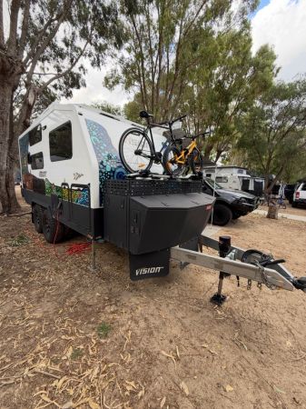 2025 Vision Rv Nirvana 16/Fam 3 Bunks Caravan image