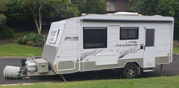 2013 Millard Sunseeka Semi Off Road Caravan image