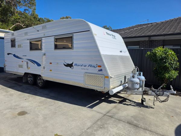 2014 New Age Caravans MR19BC Caravan image