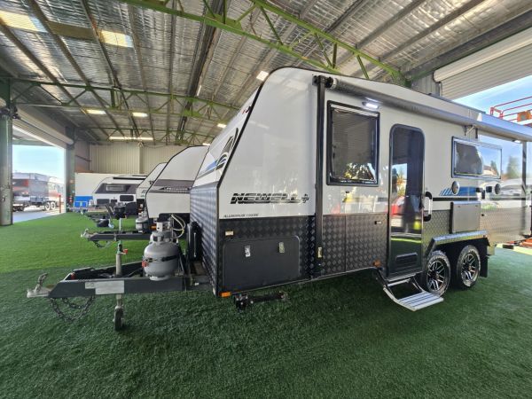 2021 Red Centre Newell Plus Other image