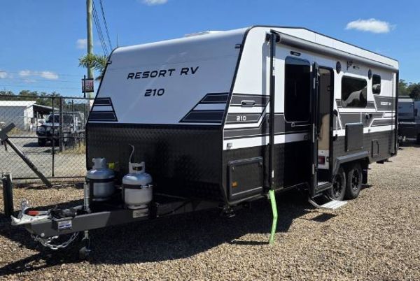 2026 Resort RV Family 21' Caravan 2 BUNKS image