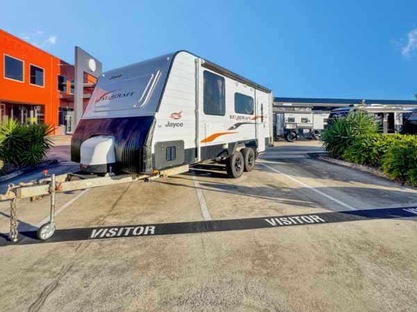 2015 Jayco Starcraft Outback Caravan 19.61-2OB image
