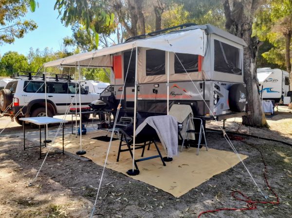 2020 Jayco Penguin Outback Pop Top image