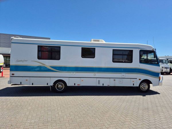 2003 Swagman Dream Chaser Motorhome image