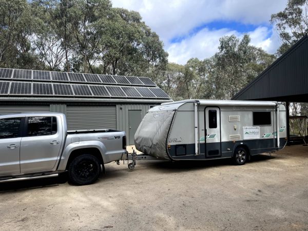 2015 JURGENS Jindabyne Pt2230 Caravan image