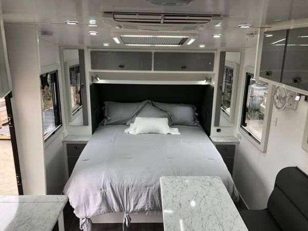 KING COBRA 19’6FT image