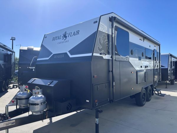 2026 Royal Flair Designer Series 21'6-1 Caravan image