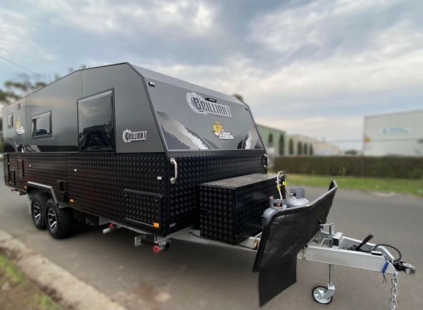 QUEEN COBRA 21’6FT Off-Road image