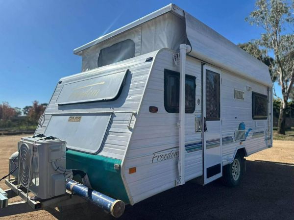 2004 Jayco FREEDOM Pop Top image