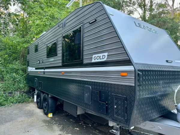 2022 LEADER Gold LE Semi Off Road Caravan image