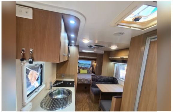 2014 Jayco STARCRAFT Caravan image