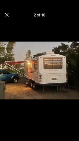 2007 Travelhome Full Caravan image