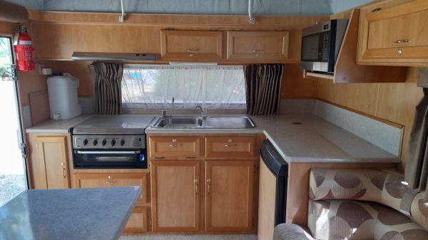 2011 Olympic JAVELIN Pop Top image