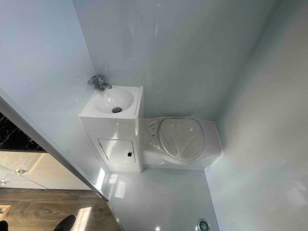 2023 Goldfields Discovery 15HX Hybrid Caravan image