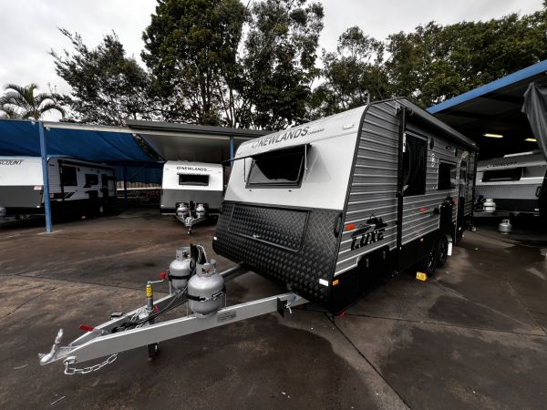 2024 Newlands Luxe 610CAFW Caravan image