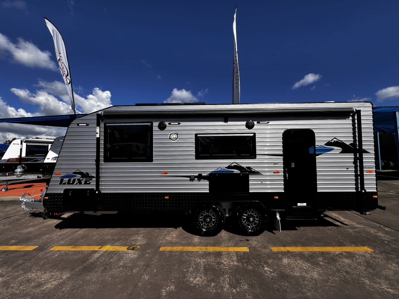 Image for 2024 Newlands Luxe 660CLW Caravan 1