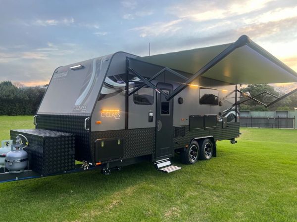 2022 Essential Cruiser Touring 23ft slideout full ensuite + extra image