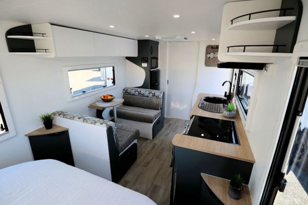 2024 Avan Aspire Caravan 587-1 image