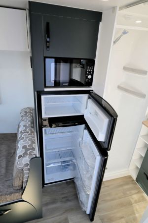 2024 Avan Aspire Caravan 587-1 image