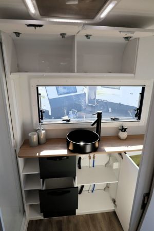 2024 Avan Aspire Caravan 587-1 image