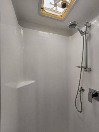 *** Under Offer *** 2019 Royal Flair PIAZZA Caravan image