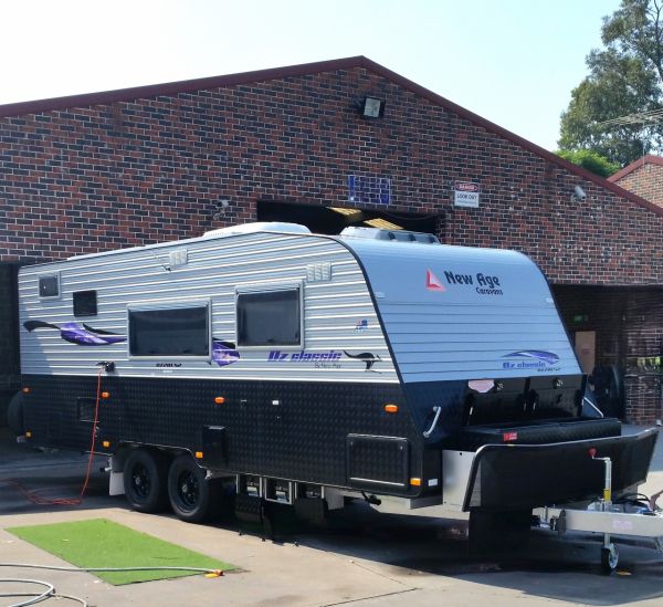 2016 New Age Oz Classic Semi Off Road Caravan image