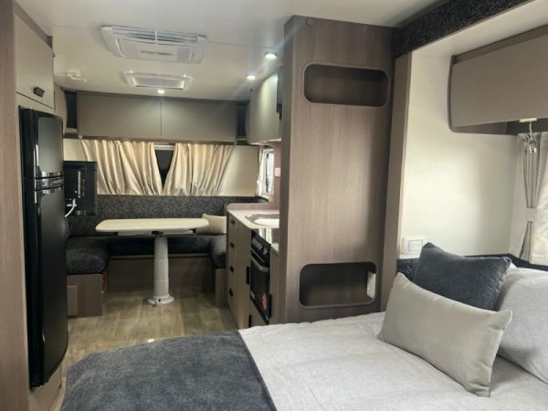2024 Jayco Journey Caravan 21.66-3.OB.JY-MY24 image