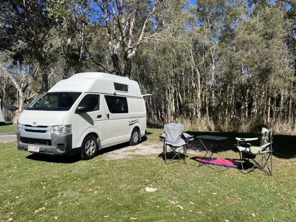 2014 Talvor Hi-Top Adventure Camper Campervan image