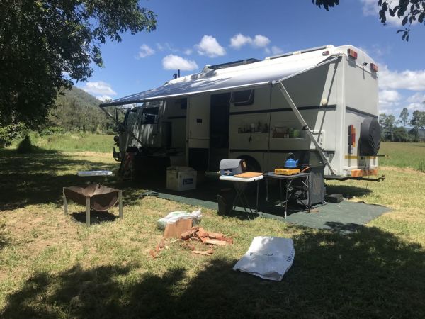 1991 Isuzu FSR500 Motorhome image