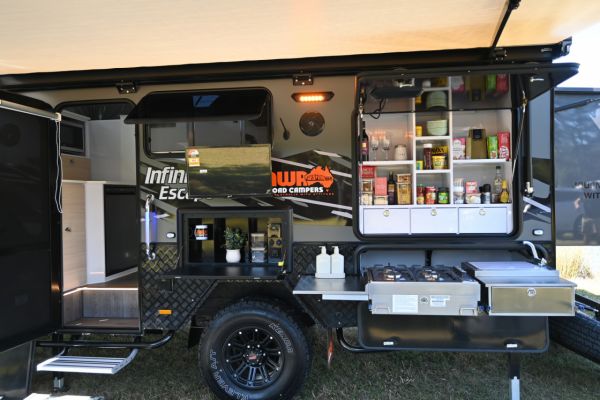 2025 Jawa Infinity Escape 15 Hybrid Pop Top image