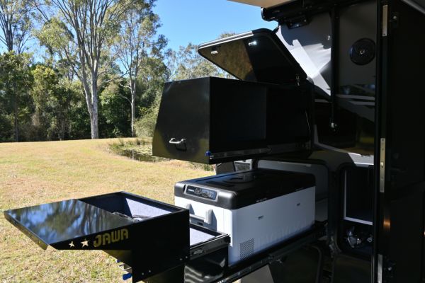 2025 Jawa Infinity Escape 15 Hybrid Pop Top image