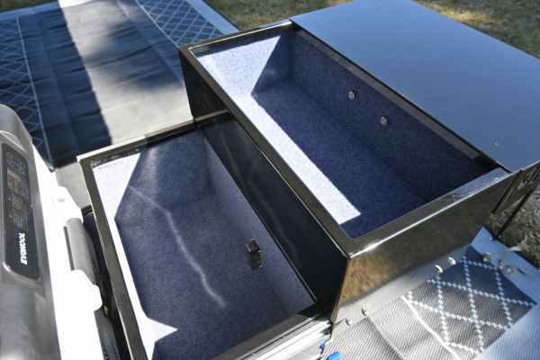 2025 Jawa Infinity Escape 15 Hybrid Pop Top image