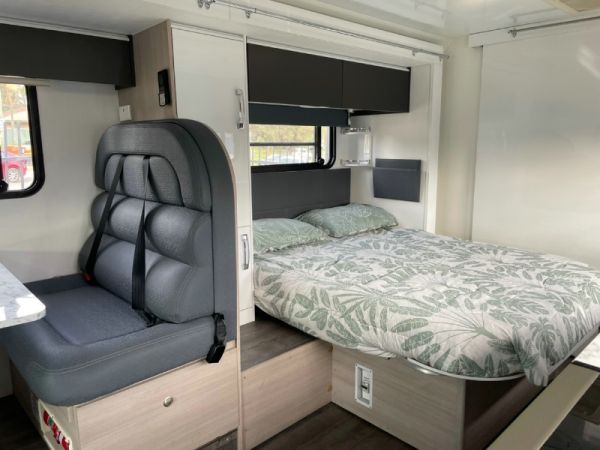 2019 Avida Birdsville Motorhome B7434 image