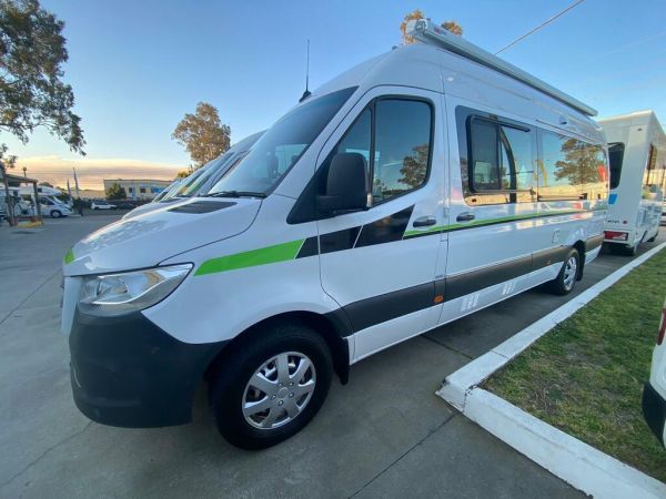 2021 Kea Nomad M700 3 Berth image